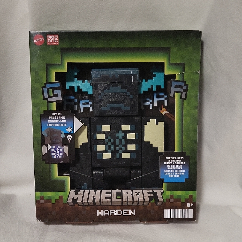 Mattel Minecraft Toys Warden Action Figure with Lights Sounds